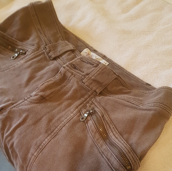 👖 Who Brown Courdoury Pants - Picture 2 of 10